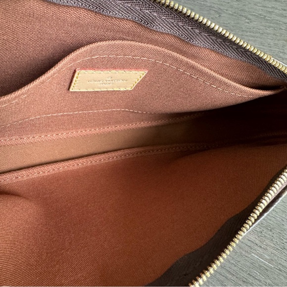 Louis Vuitton Multi Pochette Accessoires - Picture 8 of 8